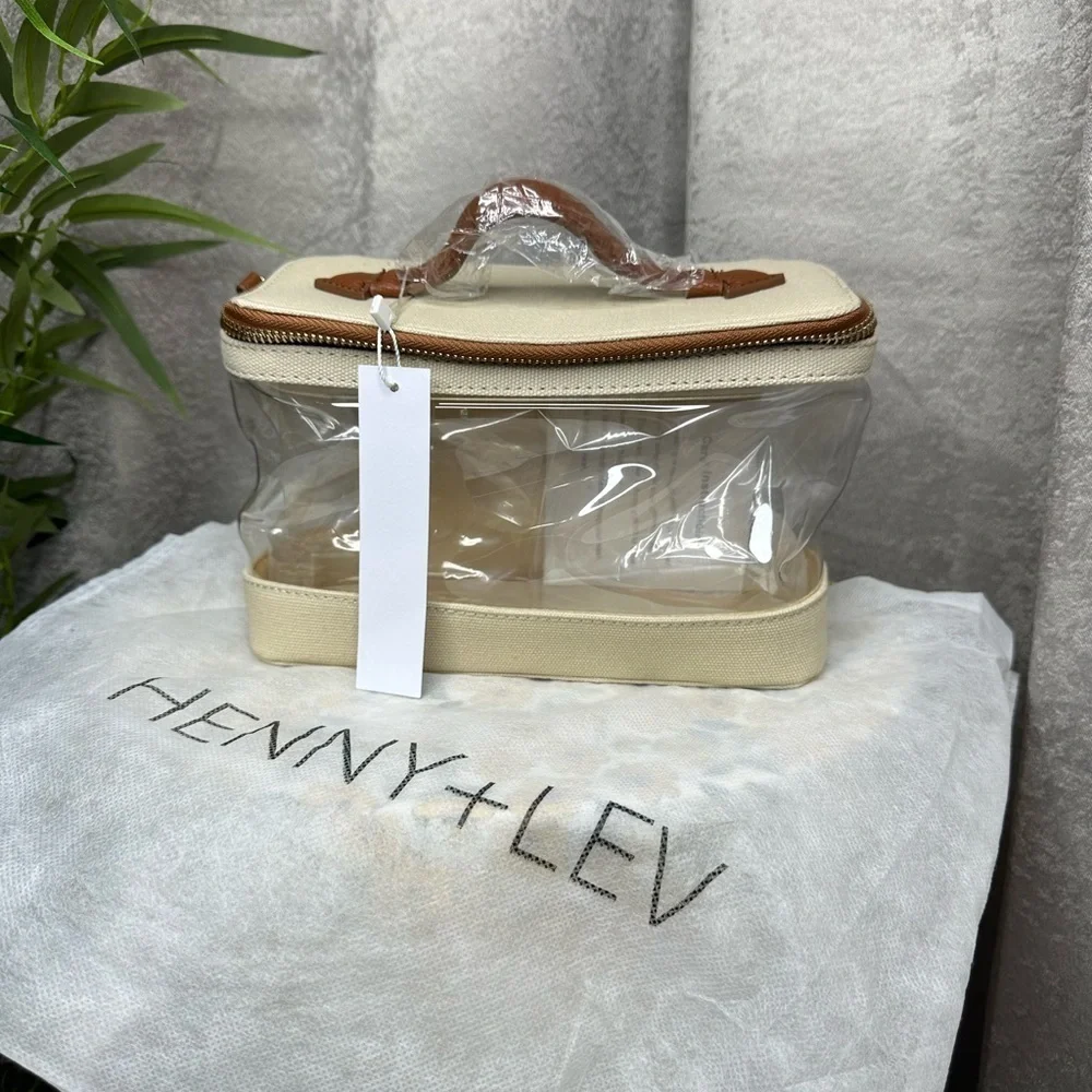 NWT Henny + Lev The Max Canvas Makeup Case Trunk